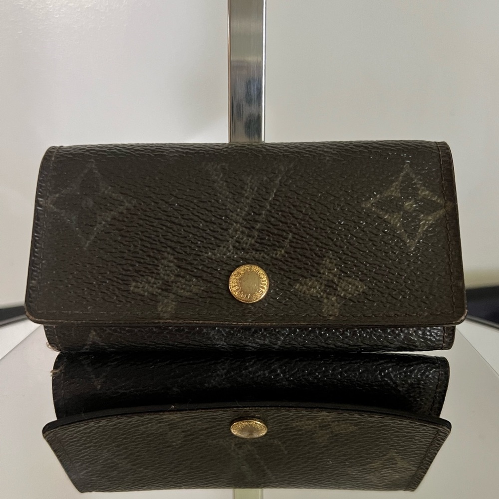 Louis Vuitton Monogram 6 Key Multicles Holder